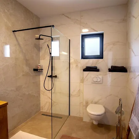 Amazing In With Sauna Semesterbostad Drače