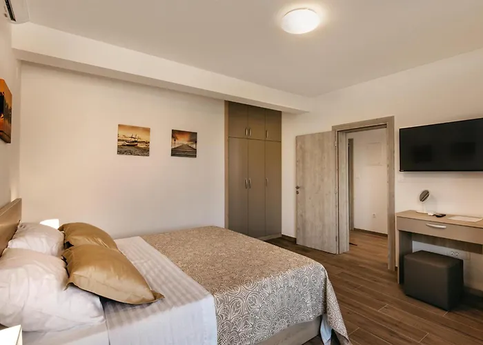 Holiday home Amazing In With Sauna *