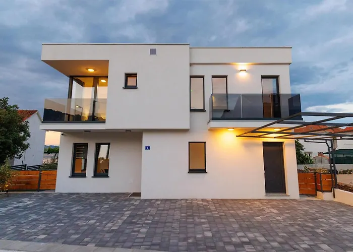 Amazing In With Sauna