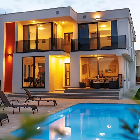 Amazing In With Sauna Prázdninový dům Drače